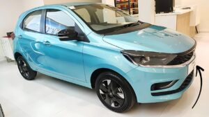 Tata Tiago XE iCNG: Alto की कीमत में शानदार माइलेज और फीचर्स के साथ दमदार कार